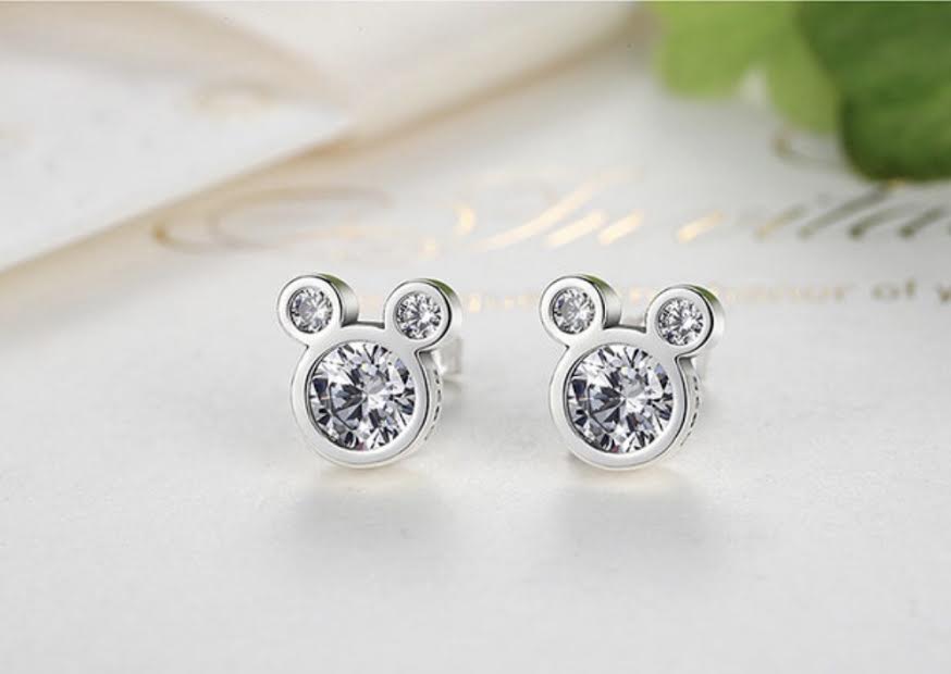 Wonderland Stud Earrings