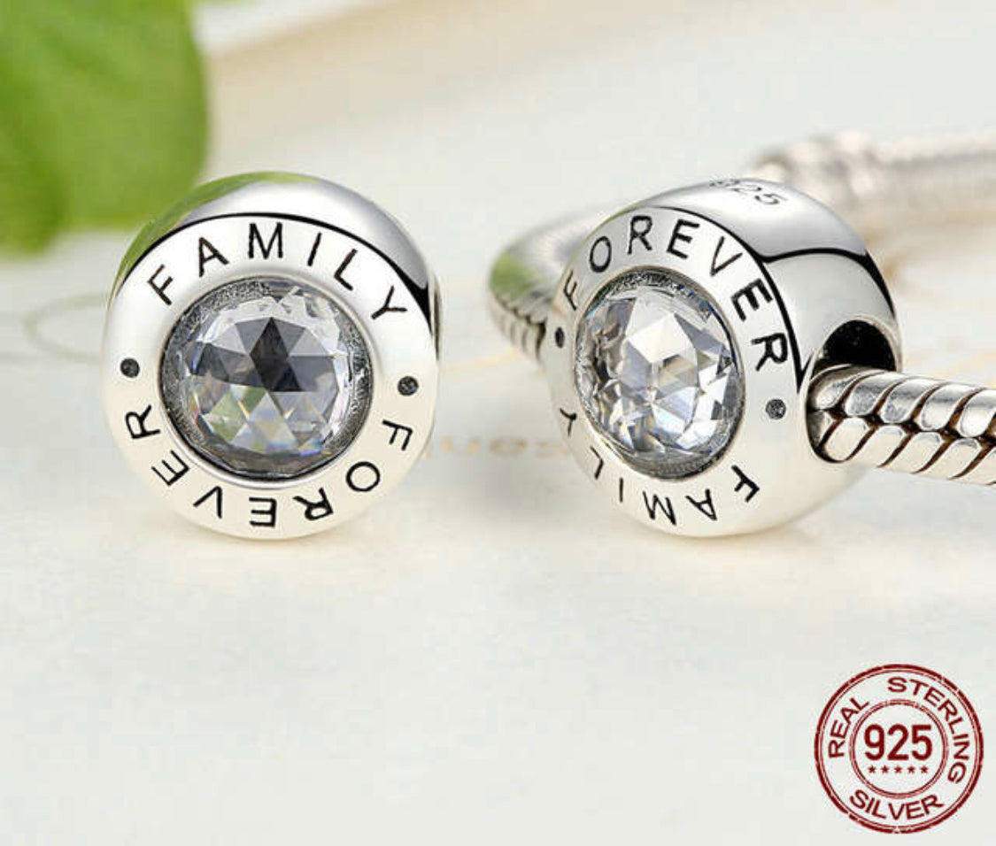 FAMILY FOREVER CHARM
