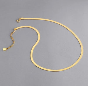 HERRINGBONE NECKLACE